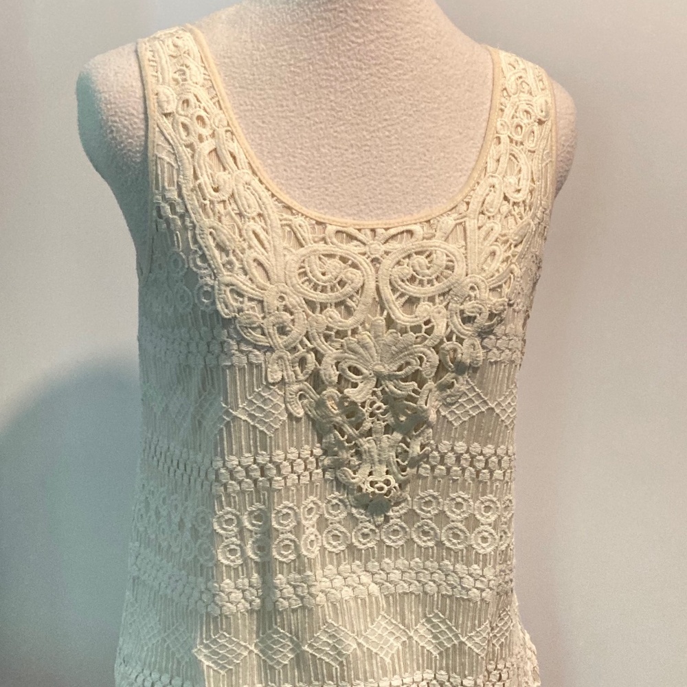 French Laundry Lace Cream Sleeveless Shirt (M)